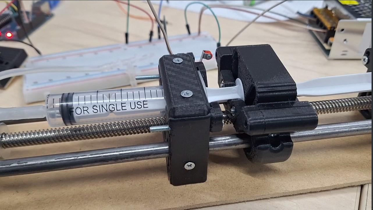 Микрофлюидный прецизионный насос